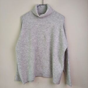 Vince Camuto Turtleneck Gray Sweater